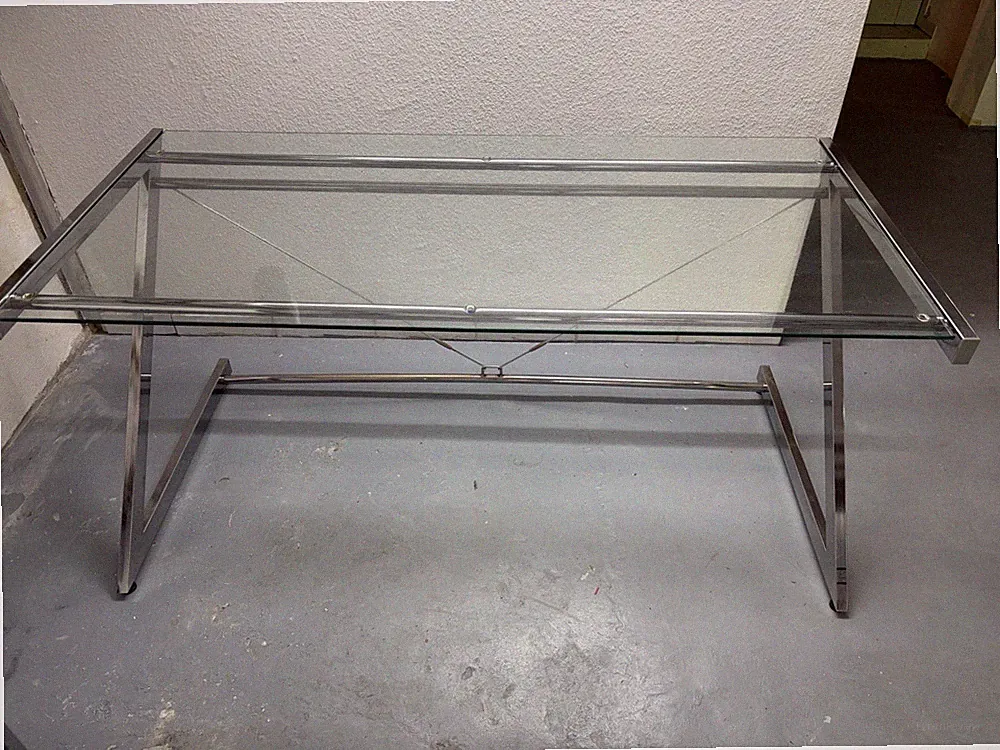 Transparent Schreibtisch
