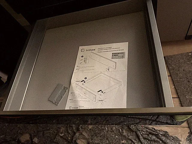 Schublade Metall/Glasfront schwarz unbenutzt - versandkostenfrei