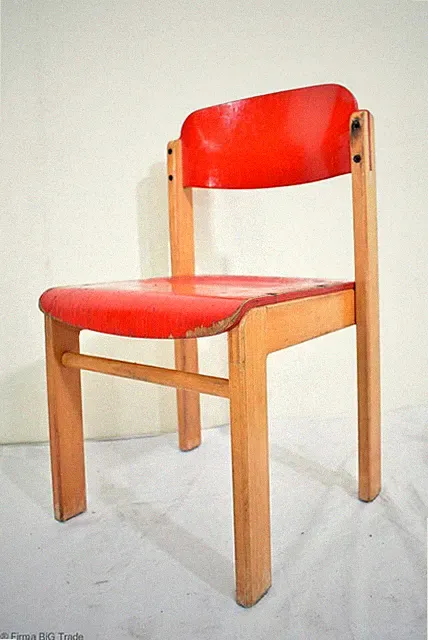 Shabby Chic! Schöner Kinderstuhl Kindergartenstuhl Holzstuhl Rot 3 vorhanden