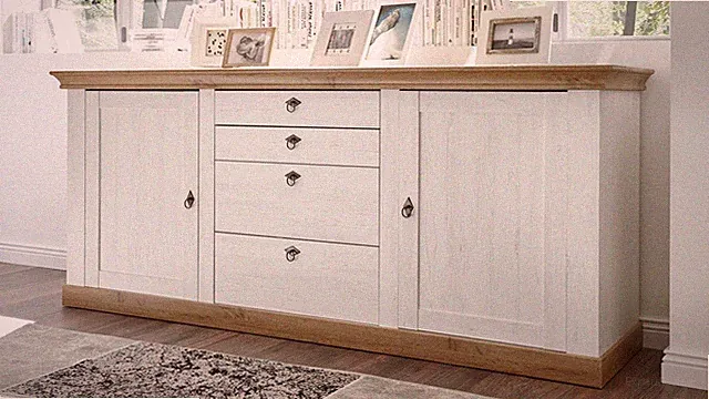 Sideboard Landhaus Kommode in Pinie weiß und Wotan Eiche Landhausstil Wohnzimmer