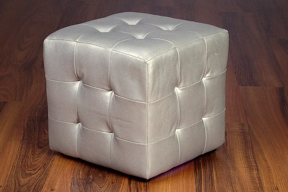 Sitzhocker Sitzwürfel silber 40x40x40 cm