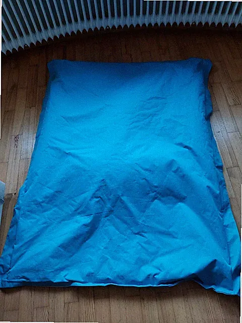 Sitzsack Blau von IKEA kostenlos abzugeben 170 cm x 130 cm