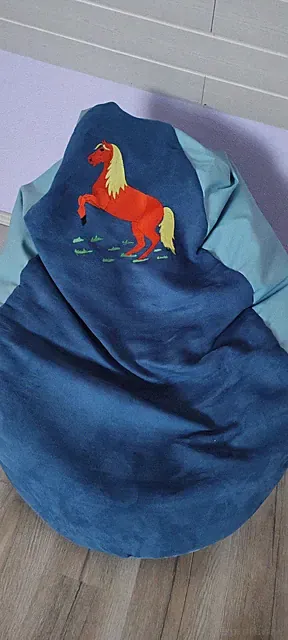 Sitzsack mit Pferdemotiv, blau, gebraucht, Firma nur minimale Gebrauchsspuren