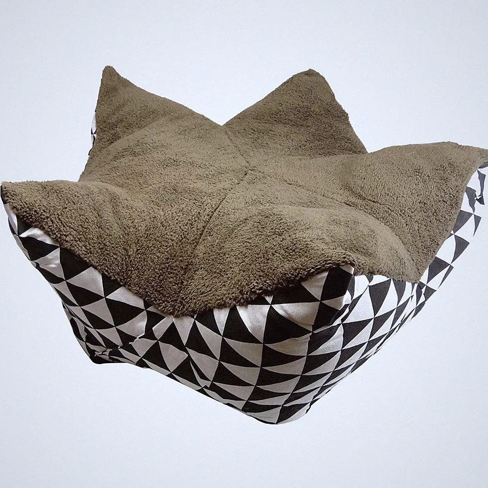 Sitzsack Sitzkissen Knospe 65x30cm M waschbar abwischbar Supersoft weich