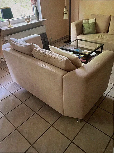 Sofa 2 Sitzer 2 Stück Klassischer Lounge Stil in Beige mit Velours pflegeleicht