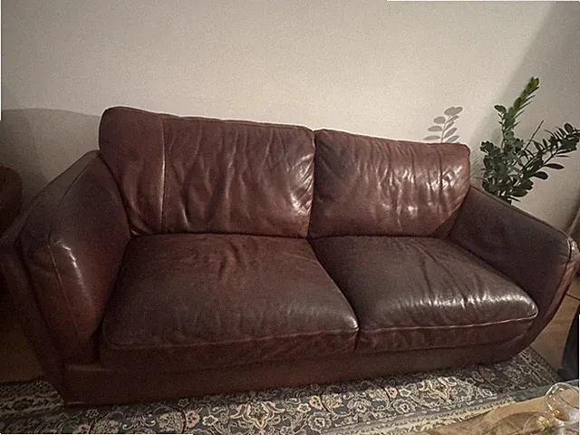 Sofa aus Leder in Braun
