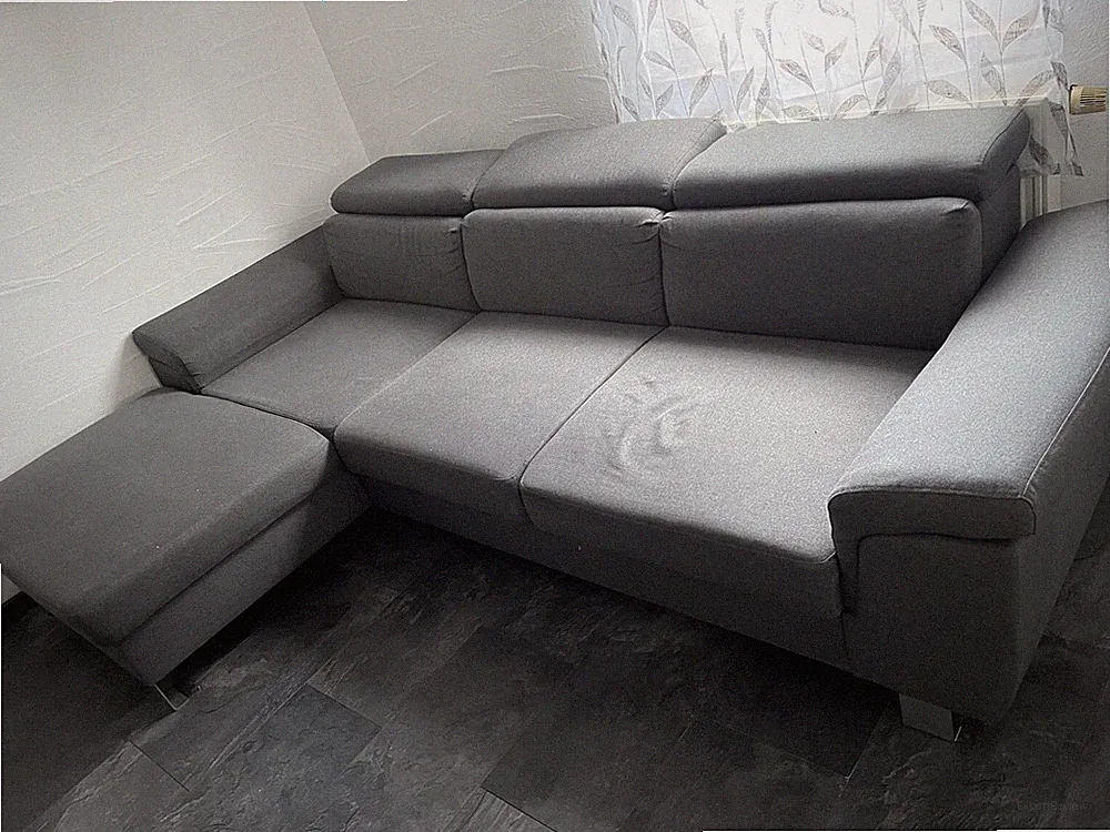 Sofa mit Schlaffunktion- und Bettkasten