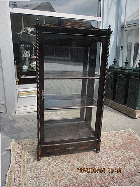 Spät Biedermeier Vitrine um 1845 aus Mainz, geschwärzt