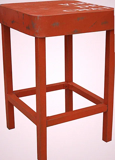 Stehtisch, Beistelltisch aus lackiertem Metall - orange - 110*71*71 cm