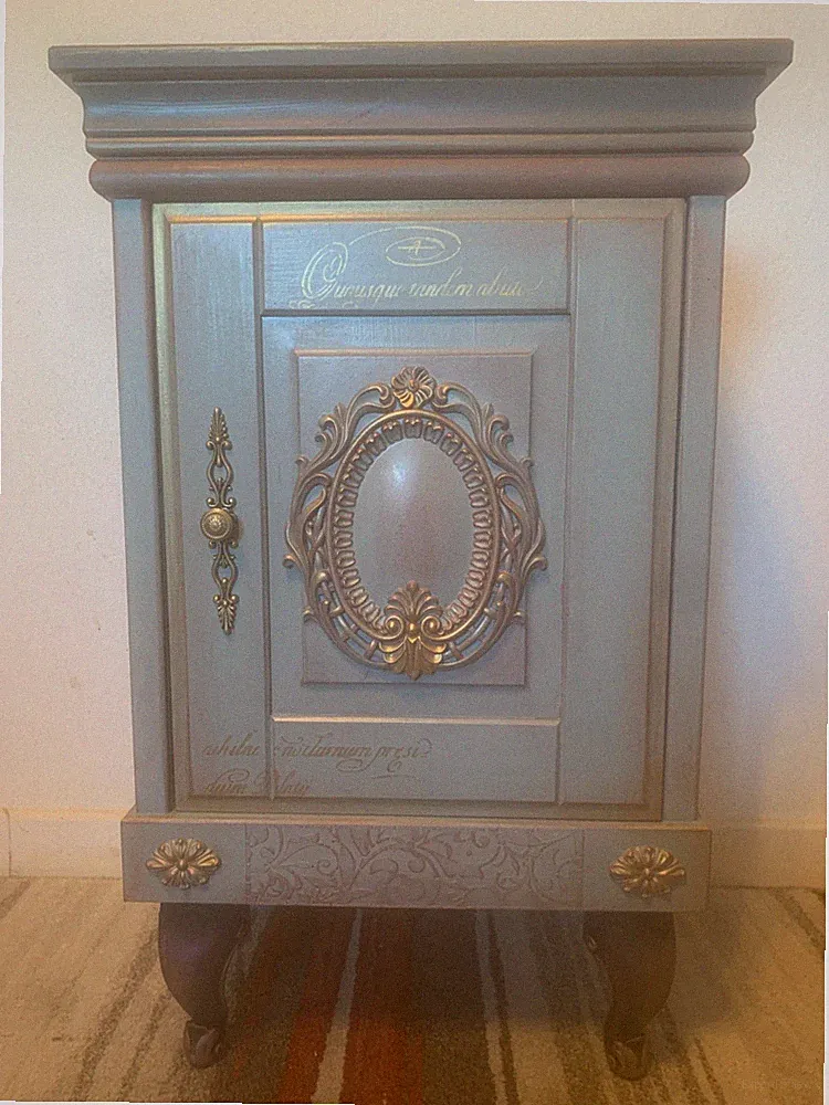 Stilvolle Kommode aus Naturholz 80x52x36 cm