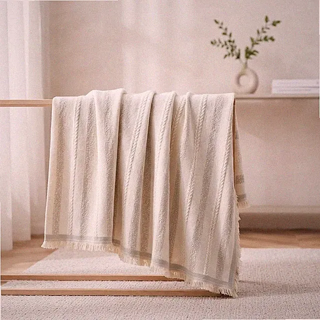 Stilvoller rutschfester Chenille Sofabezug 180 x 340 cm - perfekt für tierfreundliche Häuser