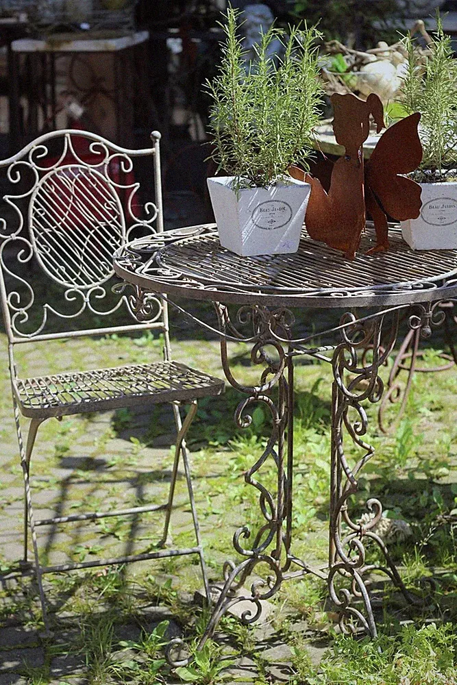 Stuhl Eisen antik patiniert | Gartenmöbel Shabby, Landhaus & Vintage