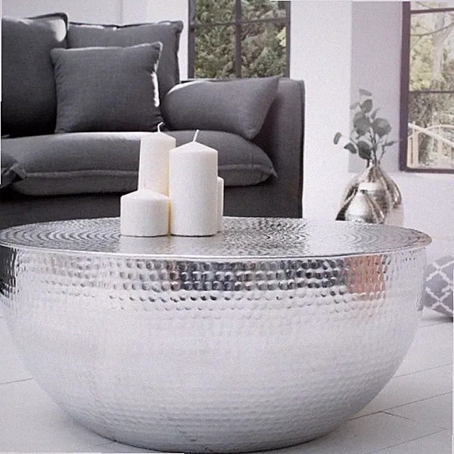 Stylischer Couchtisch MARTELLO No.1 Aluminium ca.60cm silber Hammerschlag