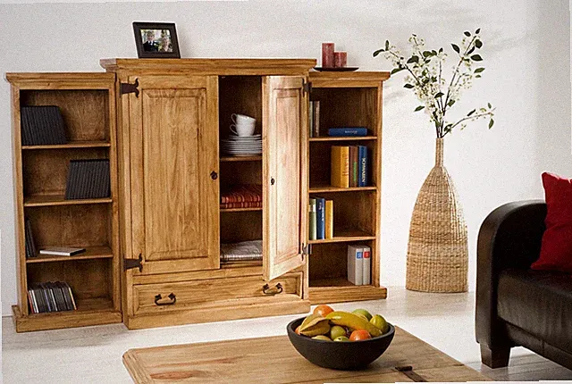 Toller Landhausstil Wohnzimmerschrank, Pinie Massivholz, original MEXICO Möbel