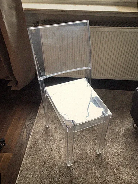 Transparenter Kartell La Marie Stuhl von Philippe Stark entworfen