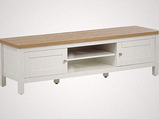 TV-Lowboard mit 2 Türen cremeweiß / heller Holzfarbton Landhausstil Atoca