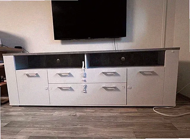 Verkaufe Meine Moderne TV-Kommode In Weiß/Grau. Guter Zustand