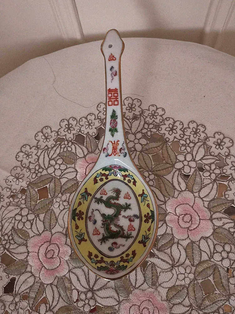 asiatische suppenlöffel