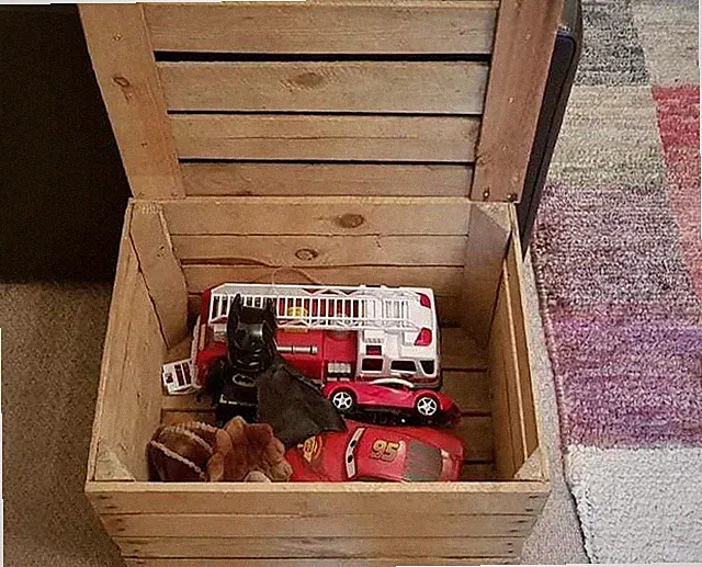 Vintage Holz Apfelkiste mit Deckel - Ideale Spielzeugkiste Hundespielzeug / Schuh / Aufbewahrungsbox