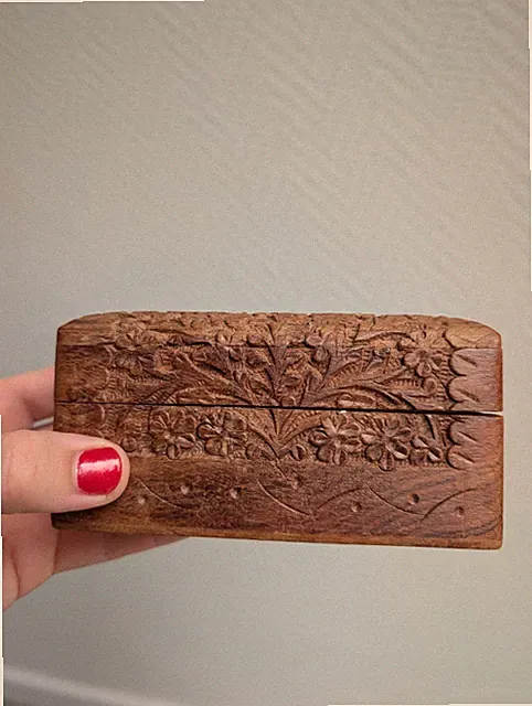 Vintage Schmuckschatulle aus handgeschnitztem Holz | Boho Blumen Schmuckkästchen