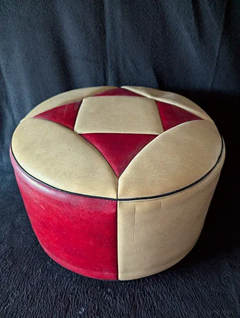 Vintage Sitzhocker Pouf 60er 70er Jahre – Retro Leder-Optik Rot Beige – Mid...