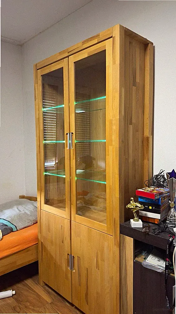 Vitrine Holz/Glas 98.5x205x40 cm, 4 Glastüren, 3 Regalböden, braun