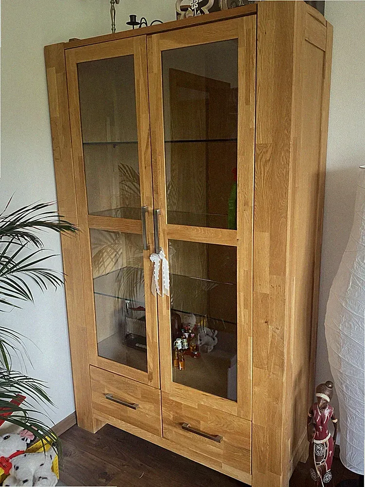 Vitrine Holz/Glas braun, freistehend, 2 Glastüren, 3 Fächer, 2 Schubladen