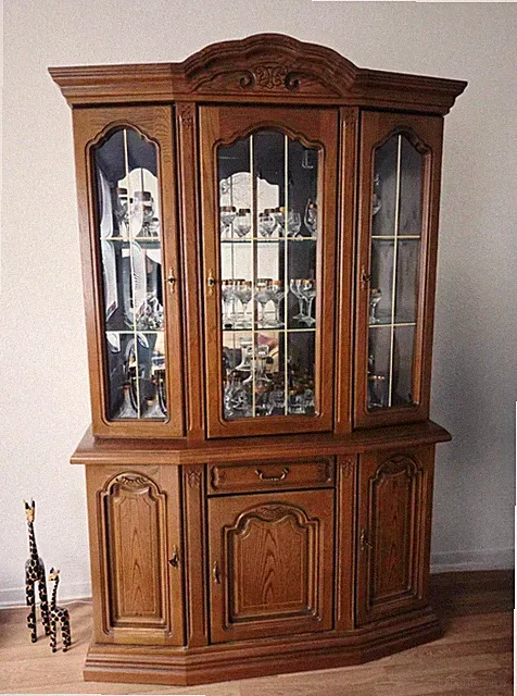 Vitrine Schrank Buffetschrank Eiche Rustikal Neupreis 3000€
