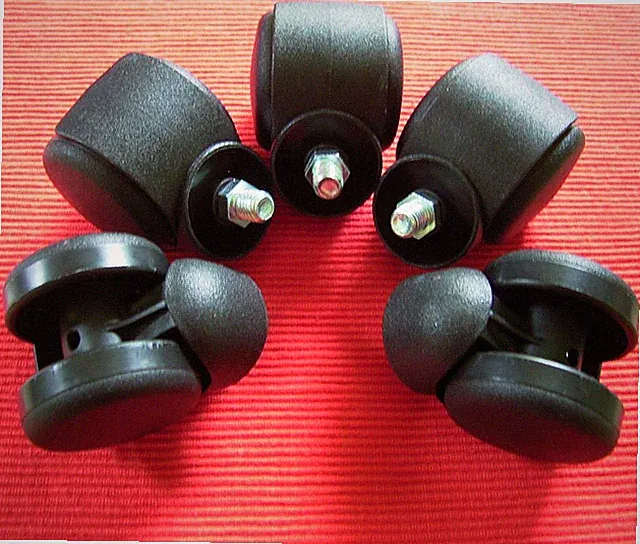 Weichbodenrollen Bürostuhlrollen Gewinde M10 / Rolle 50 mm NEU für Teppich