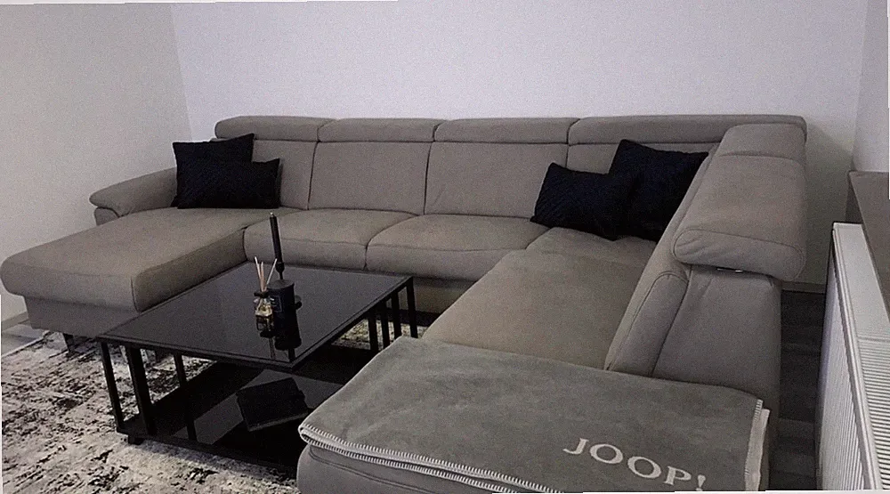 wohnlandschaft u form (xxxlutz) inkl. teppich und couchtisch