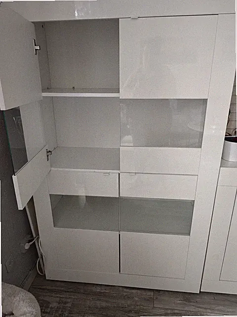 wohnzimmer vitrine weiß hochglanz