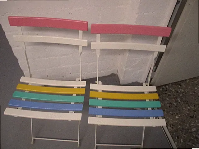 zwei IKEA Gartenstühle - bunt - klappbar - Holz - Eisen - Vintage